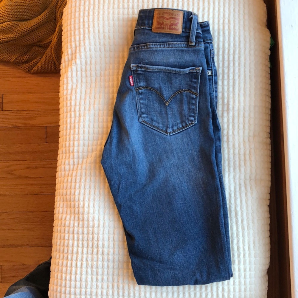 Levi’s 721 High Rise Skinny Jeans
